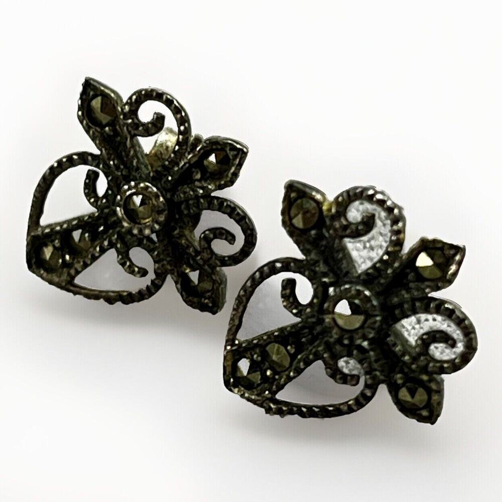 Vintage 925 Sterling Silver Marcasite Cross w/ Filigree Metalwork Stud Earrings